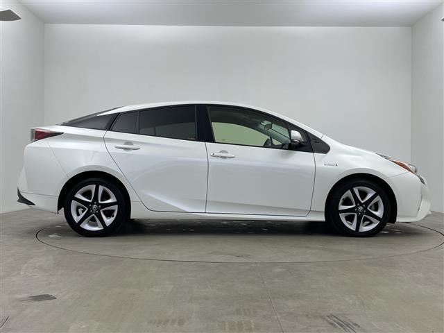 プリウス Ｓツーリングセレクション　純正９型ナビ　フルセグ　Ｂｌｕｅｔｏｏｔｈ　ＣＤ　ＤＶＤ　バックカメラ　トヨタセーフティセンス　ＥＴＣ　黒合皮　シートヒーター　ＬＥＤヘッドライト　禁煙車　社外ＡＷスタッドレス付き（36枚目）