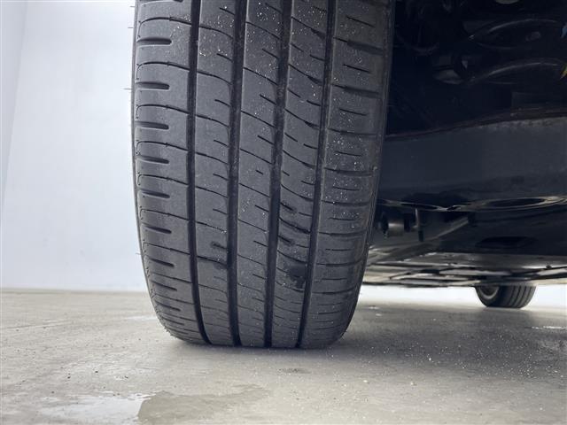 プリウス Ｓツーリングセレクション　純正９型ナビ　フルセグ　Ｂｌｕｅｔｏｏｔｈ　ＣＤ　ＤＶＤ　バックカメラ　トヨタセーフティセンス　ＥＴＣ　黒合皮　シートヒーター　ＬＥＤヘッドライト　禁煙車　社外ＡＷスタッドレス付き（39枚目）