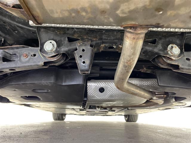 プリウス Ｓツーリングセレクション　純正９型ナビ　フルセグ　Ｂｌｕｅｔｏｏｔｈ　ＣＤ　ＤＶＤ　バックカメラ　トヨタセーフティセンス　ＥＴＣ　黒合皮　シートヒーター　ＬＥＤヘッドライト　禁煙車　社外ＡＷスタッドレス付き（41枚目）