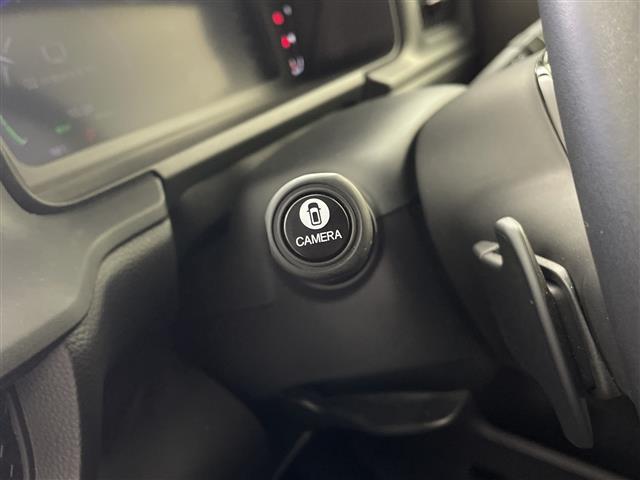 ステップワゴン ｅ：ＨＥＶスパーダ　プレミアムライン　純正１１インチナビ　純正フリップ　マルチビューカメラ　パワーバックドア　パドルシフト　レーダークルコン　両側パワスラ　ＢＳＭ　ハーフレザーシート　オットマン　オートライト　ＭＵＧＥＮフロントグリル（21枚目）