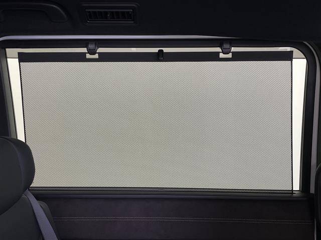 ステップワゴン ｅ：ＨＥＶスパーダ　プレミアムライン　純正１１インチナビ　純正フリップ　マルチビューカメラ　パワーバックドア　パドルシフト　レーダークルコン　両側パワスラ　ＢＳＭ　ハーフレザーシート　オットマン　オートライト　ＭＵＧＥＮフロントグリル（24枚目）