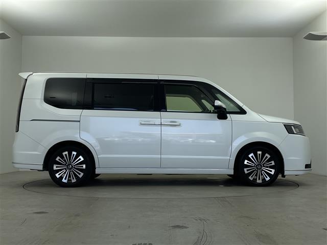 ステップワゴン ｅ：ＨＥＶスパーダ　プレミアムライン　純正１１インチナビ　純正フリップ　マルチビューカメラ　パワーバックドア　パドルシフト　レーダークルコン　両側パワスラ　ＢＳＭ　ハーフレザーシート　オットマン　オートライト　ＭＵＧＥＮフロントグリル（36枚目）