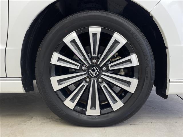 ステップワゴン ｅ：ＨＥＶスパーダ　プレミアムライン　純正１１インチナビ　純正フリップ　マルチビューカメラ　パワーバックドア　パドルシフト　レーダークルコン　両側パワスラ　ＢＳＭ　ハーフレザーシート　オットマン　オートライト　ＭＵＧＥＮフロントグリル（38枚目）