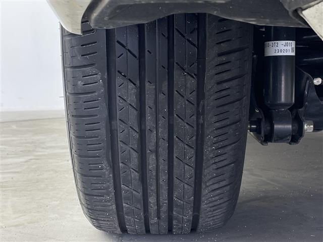 ステップワゴン ｅ：ＨＥＶスパーダ　プレミアムライン　純正１１インチナビ　純正フリップ　マルチビューカメラ　パワーバックドア　パドルシフト　レーダークルコン　両側パワスラ　ＢＳＭ　ハーフレザーシート　オットマン　オートライト　ＭＵＧＥＮフロントグリル（39枚目）