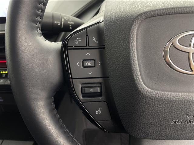 プリウス Ｚ　ワンオーナー　ＴＯＹＯＴＡチームメイト　ディスプレイオーディオ　トヨタセーフティセンス　パノラミックビュー　パノラマルーフ　置くだけ充電　ナビ連動ドライブレコーダー　電動パーキング　パークアシスト（8枚目）