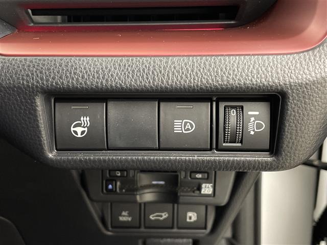 プリウス Ｚ　ワンオーナー　ＴＯＹＯＴＡチームメイト　ディスプレイオーディオ　トヨタセーフティセンス　パノラミックビュー　パノラマルーフ　置くだけ充電　ナビ連動ドライブレコーダー　電動パーキング　パークアシスト（19枚目）