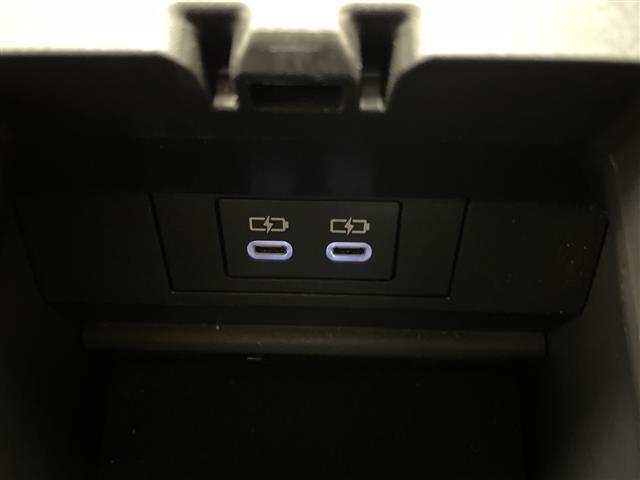 プリウス Ｚ　ワンオーナー　ＴＯＹＯＴＡチームメイト　ディスプレイオーディオ　トヨタセーフティセンス　パノラミックビュー　パノラマルーフ　置くだけ充電　ナビ連動ドライブレコーダー　電動パーキング　パークアシスト（22枚目）