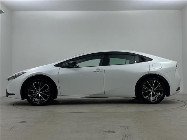 プリウス Ｚ　ワンオーナー　ＴＯＹＯＴＡチームメイト　ディスプレイオーディオ　トヨタセーフティセンス　パノラミックビュー　パノラマルーフ　置くだけ充電　ナビ連動ドライブレコーダー　電動パーキング　パークアシスト（35枚目）