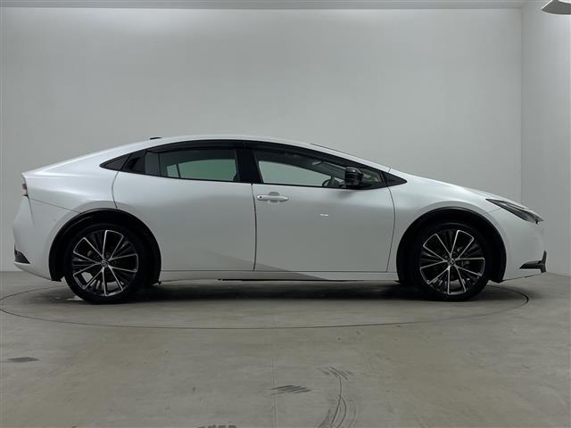 プリウス Ｚ　ワンオーナー　ＴＯＹＯＴＡチームメイト　ディスプレイオーディオ　トヨタセーフティセンス　パノラミックビュー　パノラマルーフ　置くだけ充電　ナビ連動ドライブレコーダー　電動パーキング　パークアシスト（36枚目）