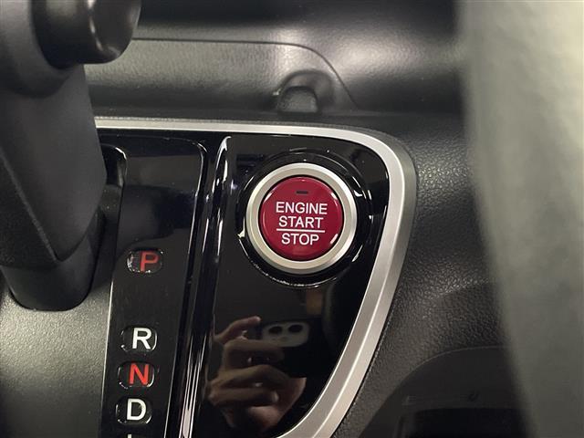 N-BOX G SSパッケージ 純正ナビ☆両側パワースライドドアワンオーナーワンセグテレビフロアマットドアバイザーオートライト社外アルミホイールD/NシートヒーターBluetoothプッシュスート(11枚目)