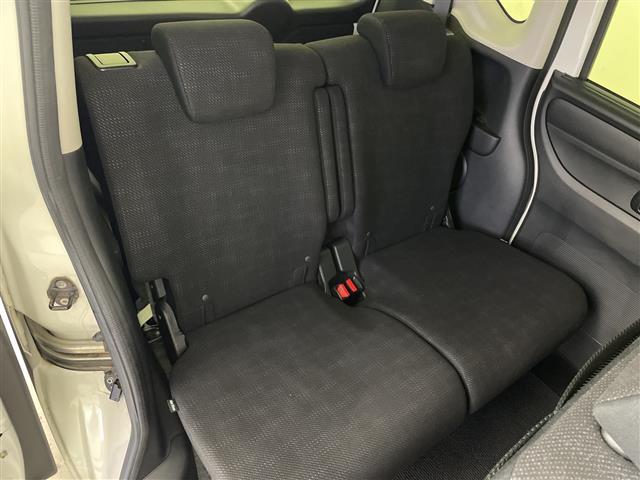 N-BOX G SSパッケージ 純正ナビ☆両側パワースライドドアワンオーナーワンセグテレビフロアマットドアバイザーオートライト社外アルミホイールD/NシートヒーターBluetoothプッシュスート(27枚目)