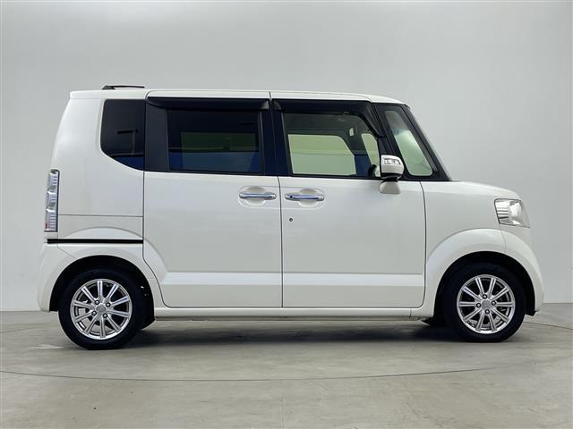 N-BOX G SSパッケージ 純正ナビ☆両側パワースライドドアワンオーナーワンセグテレビフロアマットドアバイザーオートライト社外アルミホイールD/NシートヒーターBluetoothプッシュスート(36枚目)