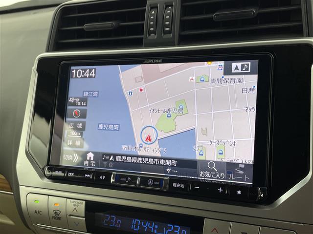 ランドクルーザープラド ＴＸ　社外ＳＤナビ　ＡＬＰＩＮＥスピーカー　バックカメラ　パーキングセンサー　社外フロアマット　リフトアップ　ＥＴＣ　ＬＤＡ　ＰＣＳ　ＡＣＣ　ＬＥＤヘッドライト　社外ＡＷ　ホワイトレタータイヤ（3枚目）
