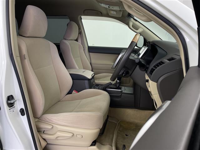 ランドクルーザープラド ＴＸ　社外ＳＤナビ　ＡＬＰＩＮＥスピーカー　バックカメラ　パーキングセンサー　社外フロアマット　リフトアップ　ＥＴＣ　ＬＤＡ　ＰＣＳ　ＡＣＣ　ＬＥＤヘッドライト　社外ＡＷ　ホワイトレタータイヤ（25枚目）