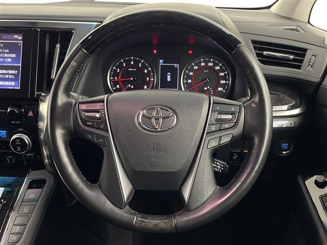 ヴェルファイア ２．５Ｚ　Ｇエディション　純正９インチナビゲーションＣＤ／ＤＶＤ／ＳＤ／フルセグ／Ｂｌｕｅｔｏｏｔｈデジタルインナーミラーローダウン社外２１インチアルミホイールＤ／ＮパワーシートＤ／Ｎシートヒーター（6枚目）