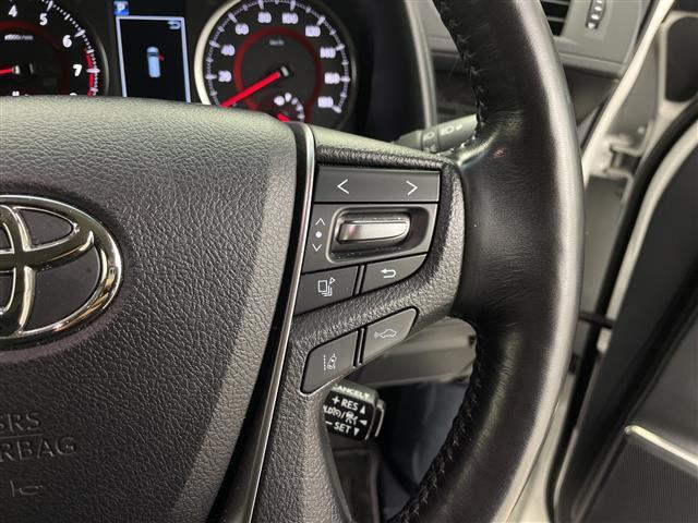 ヴェルファイア ２．５Ｚ　Ｇエディション　純正９インチナビゲーションＣＤ／ＤＶＤ／ＳＤ／フルセグ／Ｂｌｕｅｔｏｏｔｈデジタルインナーミラーローダウン社外２１インチアルミホイールＤ／ＮパワーシートＤ／Ｎシートヒーター（8枚目）