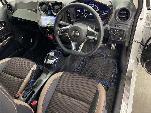 ノート ｅ－パワー　メダリスト　社外ＳＤナビ　ワンオーナー　全方位モニター　ＥＴＣ　デジタルインナーミラー　Ｐスタート　エマージェンシーブレーキ　ＬＥＤヘッド　スペアキー　ドラレコ　オートライト　純正１５インチＡＷ　コーナーセンサー（26枚目）