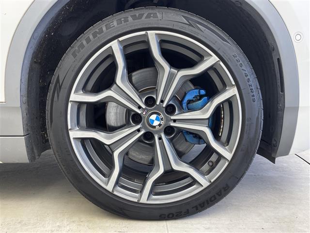 Ｘ２ ｘＤｒｉｖｅ　２０ｉ　ＭスポーツＸ　純正ＨＤＤナビ／レーダークルーズコントロール／インテリジェントセーフティ／パノラマサンルーフ／電動パーキングブレーキ／コーナーセンサ―／シートヒーター／レザーシート／パワーシート（37枚目）
