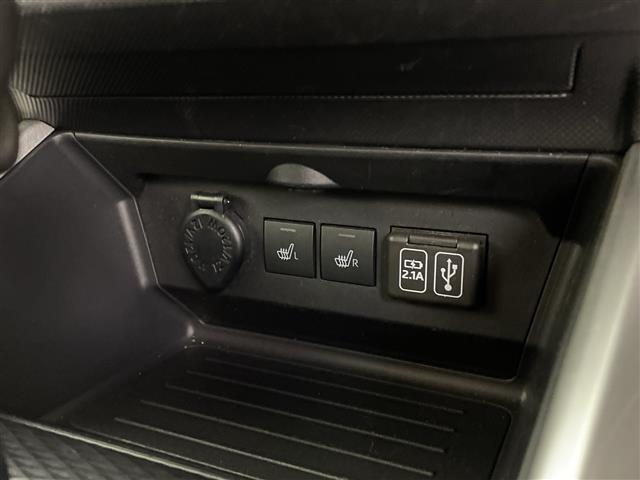 ロッキー プレミアム 純正9型ナビ ドライブレコーダー パノラマモニター ETC ハーフレザーシート 前席シートヒーター ステアリングリモコン 純正17インチAW アイドリングストップ LEDヘッドライト LEDフォグ(20枚目)