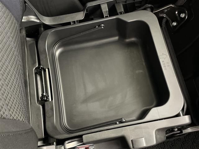 ソリオバンディット ハイブリッドＭＶ　純正９型ナビ　ＢＴ対応　フルセグ　全方位カメラ　レーダークルーズコントロール　片側パワースライドドア　パドルシフト　シートヒーター　オートライト　ＬＥＤヘッドライト　スマートキー　リアサンシェード（16枚目）