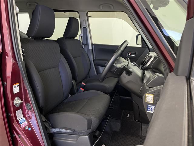 ソリオバンディット ハイブリッドＭＶ　純正９型ナビ　ＢＴ対応　フルセグ　全方位カメラ　レーダークルーズコントロール　片側パワースライドドア　パドルシフト　シートヒーター　オートライト　ＬＥＤヘッドライト　スマートキー　リアサンシェード（18枚目）