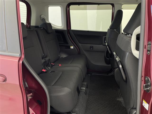 ソリオバンディット ハイブリッドＭＶ　純正９型ナビ　ＢＴ対応　フルセグ　全方位カメラ　レーダークルーズコントロール　片側パワースライドドア　パドルシフト　シートヒーター　オートライト　ＬＥＤヘッドライト　スマートキー　リアサンシェード（21枚目）