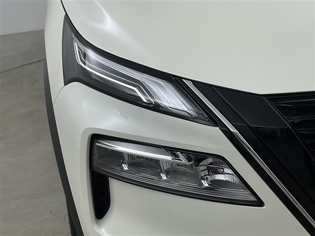 エクストレイル Ｇ　ｅ－４ＯＲＣＥ　純正１２．３型ナビ　ＢＯＳＥサウンド　パノラミックガラスルーフ　ビルトインＥＴＣ２．０　アラウンドビューモニター　踏み間違い防止アシスト　ブレーキアシスト　プリクラッシュブレーキアシスト　ＢＳＭ（33枚目）