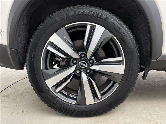 エクストレイル Ｇ　ｅ－４ＯＲＣＥ　純正１２．３型ナビ　ＢＯＳＥサウンド　パノラミックガラスルーフ　ビルトインＥＴＣ２．０　アラウンドビューモニター　踏み間違い防止アシスト　ブレーキアシスト　プリクラッシュブレーキアシスト　ＢＳＭ（38枚目）