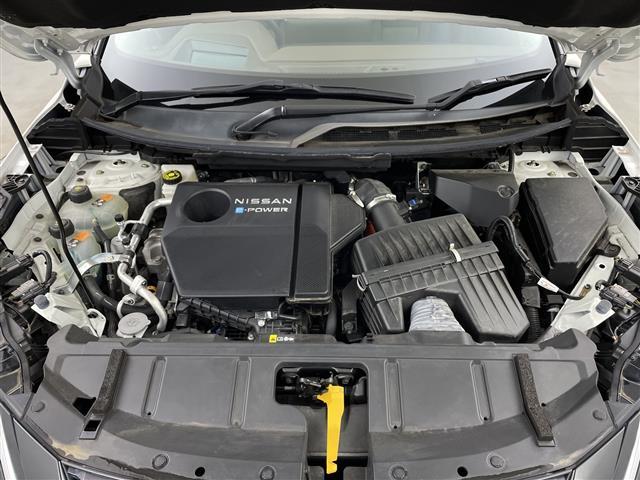 エクストレイル Ｇ　ｅ－４ＯＲＣＥ　純正１２．３型ナビ　ＢＯＳＥサウンド　パノラミックガラスルーフ　ビルトインＥＴＣ２．０　アラウンドビューモニター　踏み間違い防止アシスト　ブレーキアシスト　プリクラッシュブレーキアシスト　ＢＳＭ（39枚目）