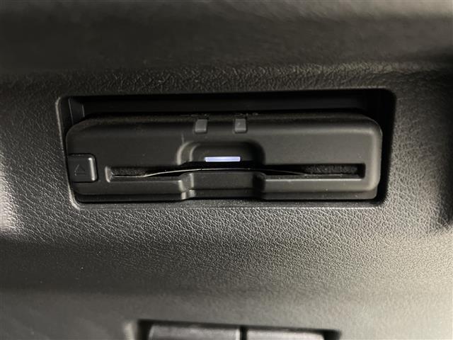 キックス Ｘ　純正ナビ　アラウンドビューモニター　ビルトインＥＴＣ　ドライブレコーダー　インテリジェントルームミラー　エマージェンシーブレーキ　プロパイロット　ハーフレザーシート　シートヒーター　ステリモ　ＬＥＤ（18枚目）