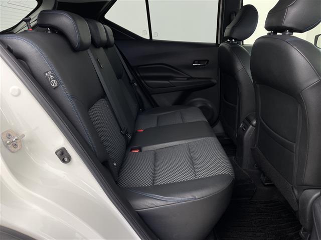 キックス Ｘ　純正ナビ　アラウンドビューモニター　ビルトインＥＴＣ　ドライブレコーダー　インテリジェントルームミラー　エマージェンシーブレーキ　プロパイロット　ハーフレザーシート　シートヒーター　ステリモ　ＬＥＤ（23枚目）