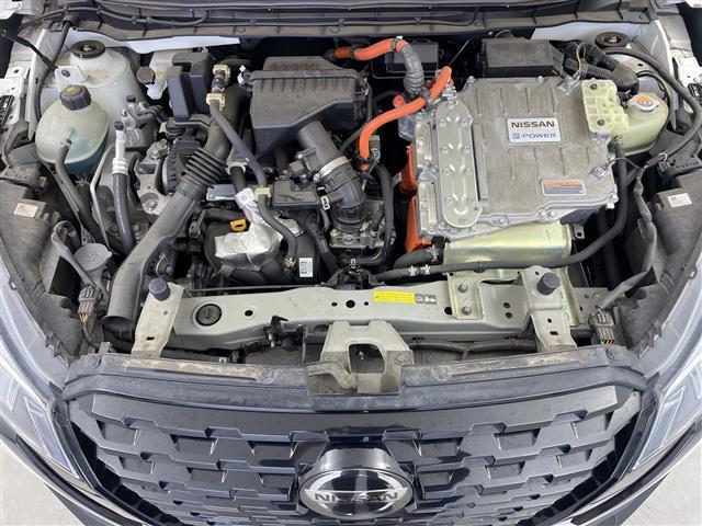 キックス Ｘ　純正ナビ　アラウンドビューモニター　ビルトインＥＴＣ　ドライブレコーダー　インテリジェントルームミラー　エマージェンシーブレーキ　プロパイロット　ハーフレザーシート　シートヒーター　ステリモ　ＬＥＤ（40枚目）