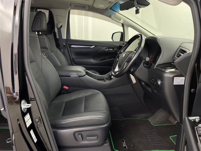 アルファード ２．５Ｓ　Ｃパッケージ　メーカーナビ　ＪＢＬサウンドシステム　純正フリップダウンモニター　ツインムーンルーフ　ドライブレコーダー　パノラミックビューモニター　デジタルインナーミラー　ビルトインＥＴＣ２．０　セーフティセンス（23枚目）