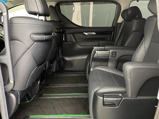 アルファード ２．５Ｓ　Ｃパッケージ　メーカーナビ　ＪＢＬサウンドシステム　純正フリップダウンモニター　ツインムーンルーフ　ドライブレコーダー　パノラミックビューモニター　デジタルインナーミラー　ビルトインＥＴＣ２．０　セーフティセンス（26枚目）