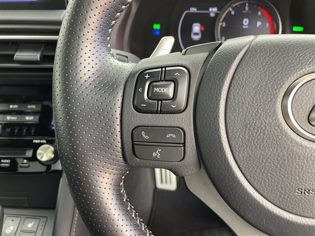 IS IS300h Fスポーツ 純正12.3型ナビ パノラミックビューモニター サンルーフ ETC2.0 シートヒーター レクサスセーフティシステム プリクラッシュセーフティ レーダークルーズコントロール レーントレーシングアシスト(7枚目)