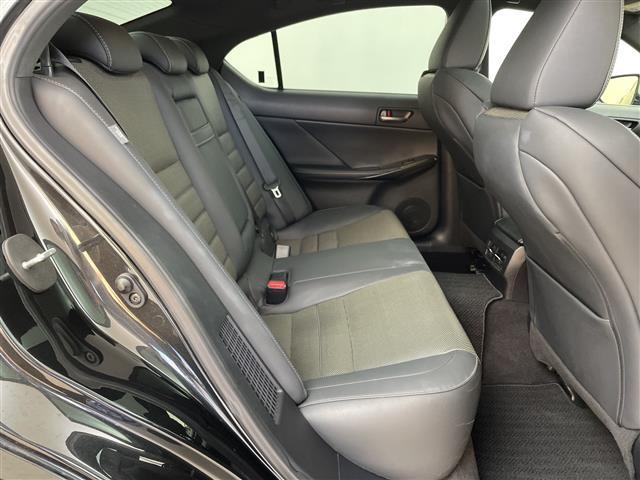 IS IS300h Fスポーツ 純正12.3型ナビ パノラミックビューモニター サンルーフ ETC2.0 シートヒーター レクサスセーフティシステム プリクラッシュセーフティ レーダークルーズコントロール レーントレーシングアシスト(24枚目)