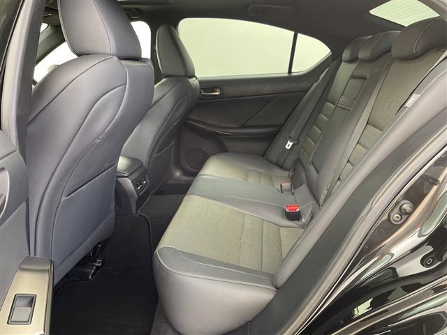 IS IS300h Fスポーツ 純正12.3型ナビ パノラミックビューモニター サンルーフ ETC2.0 シートヒーター レクサスセーフティシステム プリクラッシュセーフティ レーダークルーズコントロール レーントレーシングアシスト(26枚目)