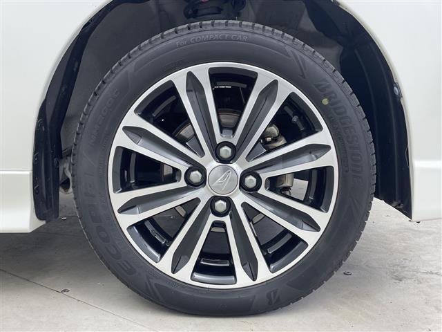 タント カスタムＲＳ　トップエディションＳＡＩＩ　純正ナビ　バックカメラ　両側パワースライドドア　ＥＴＣ　ミラー型ドライブレコーダー　社外レーダー探知機　純正フロアマット　ＬＥＤヘッドライト　コーナーセンサー　純正ＡＷ１５インチ　スマートキー（38枚目）