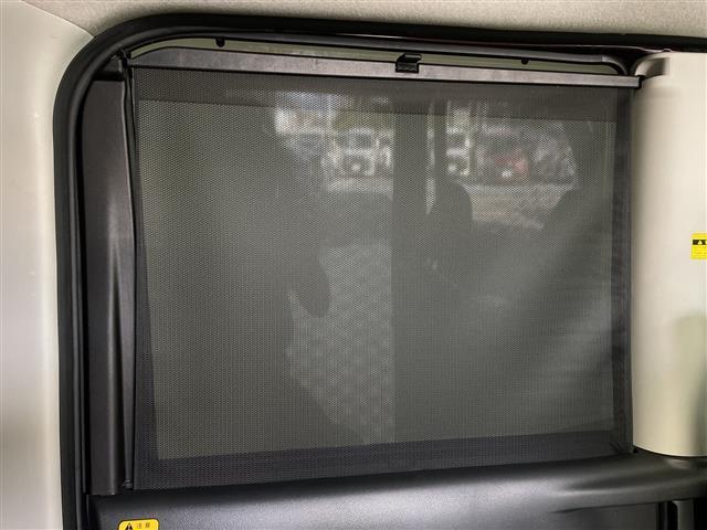 タント カスタムＲＳ　トップエディションＳＡＩＩ　純正ナビ　両側パワースライドドア　ＥＴＣ　衝突軽減ブレーキ　ステアリングリモコン　オートライト　バックカメラ　純正フロアマット　純正１５インチアルミホイール　プッシュスタートボタン　スマートキー（25枚目）