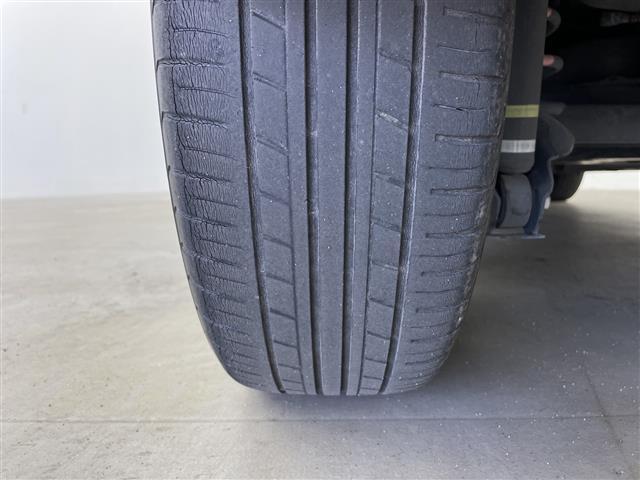 タント カスタムＲＳ　トップエディションＳＡＩＩ　純正ナビ　両側パワースライドドア　ＥＴＣ　衝突軽減ブレーキ　ステアリングリモコン　オートライト　バックカメラ　純正フロアマット　純正１５インチアルミホイール　プッシュスタートボタン　スマートキー（38枚目）