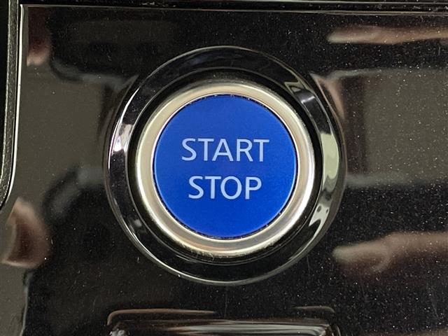 セレナ ｅ－パワー　ハイウェイスターＶ　ワンオーナー　純正ナビ　純正フリップダウンモニター　アラウンドビューモニター　プロパイロット　インテリジェントルームミラー　エマージェンシーブレーキ　コーナーセンサー　ドアバイザー　ＬＥＤヘッドライト（15枚目）