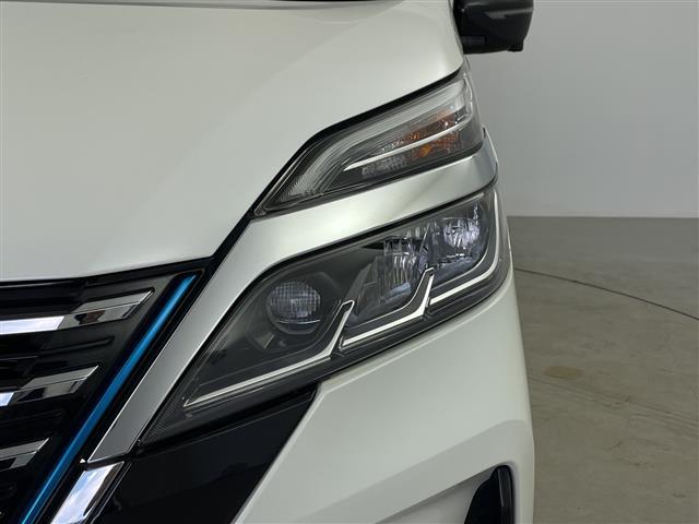 セレナ ｅ－パワー　ハイウェイスターＶ　ワンオーナー　純正ナビ　純正フリップダウンモニター　アラウンドビューモニター　プロパイロット　インテリジェントルームミラー　エマージェンシーブレーキ　コーナーセンサー　ドアバイザー　ＬＥＤヘッドライト（35枚目）