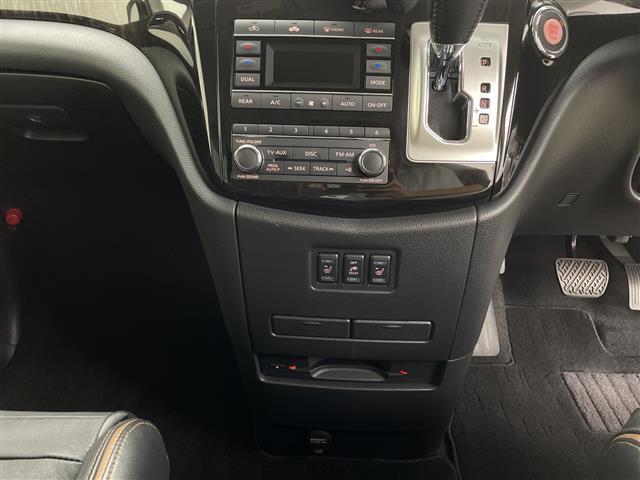 店頭在庫以外にも全国約４万台※の在庫から、ぴったりな１台をご提案します！※２０２３年１０月現在の在庫台数です。売約済の可能性があります。