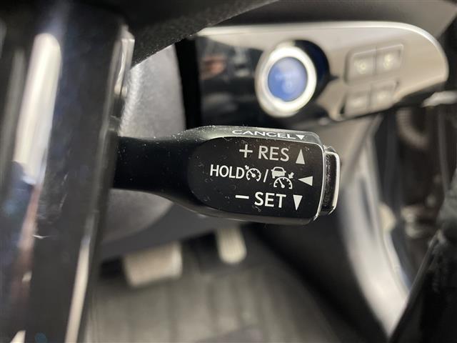 プリウス Ｓセーフティプラス　モデリスタエアロ　ＴＥＩＮ車高調　純正ナビ　ＨＤＭＩ　バックカメラ　ヘッドアップディスプレイ　クリアランスソナー　電動格納ミラー　ＥＴＣ　オートマチックハイビーム　ステアリングリモコン　シートカバー（9枚目）