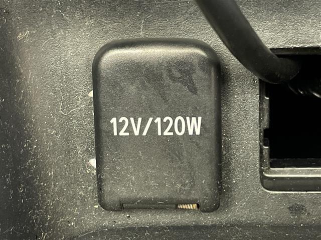 プリウス Ｓセーフティプラス　モデリスタエアロ　ＴＥＩＮ車高調　純正ナビ　ＨＤＭＩ　バックカメラ　ヘッドアップディスプレイ　クリアランスソナー　電動格納ミラー　ＥＴＣ　オートマチックハイビーム　ステアリングリモコン　シートカバー（19枚目）