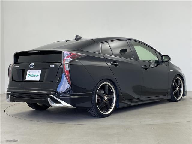 プリウス Ｓセーフティプラス　モデリスタエアロ　ＴＥＩＮ車高調　純正ナビ　ＨＤＭＩ　バックカメラ　ヘッドアップディスプレイ　クリアランスソナー　電動格納ミラー　ＥＴＣ　オートマチックハイビーム　ステアリングリモコン　シートカバー（29枚目）