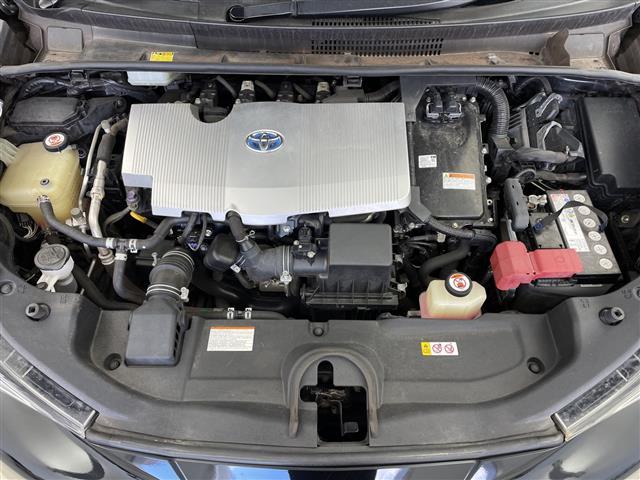 プリウス Ｓセーフティプラス　モデリスタエアロ　ＴＥＩＮ車高調　純正ナビ　ＨＤＭＩ　バックカメラ　ヘッドアップディスプレイ　クリアランスソナー　電動格納ミラー　ＥＴＣ　オートマチックハイビーム　ステアリングリモコン　シートカバー（40枚目）