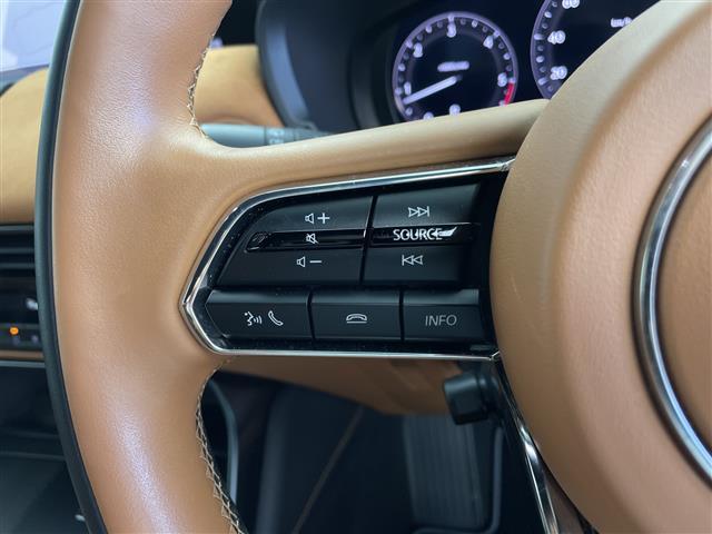 ＣＸ－６０ ＸＤ－ハイブリッド　プレミアムスポーツ　純正ナビ　Ｂｌｕｅｔｏｏｔｈ　フルセグＴＶ　ワンオーナー　４ＷＤ　ターボ　パドルシフト　レーダークルーズコントロール　全方位カメラ　サンルーフ　パワーバックドア　パワーバックドア　シートヒーター（6枚目）