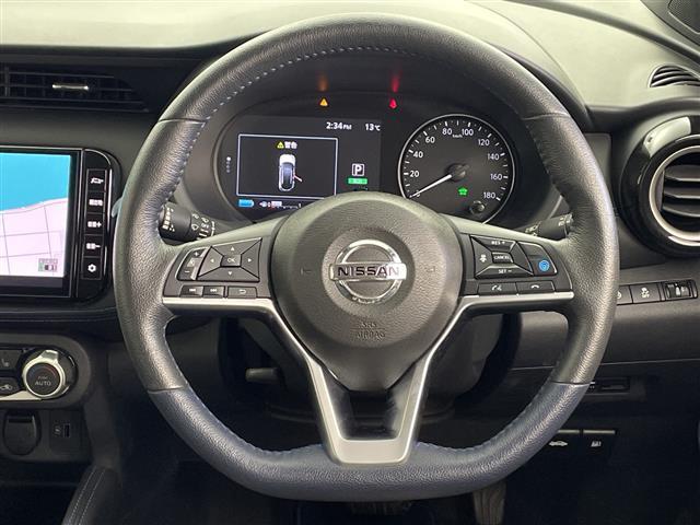 キックス オーテック　ワンオーナー　純正ナビ　アラウンドビューモニター　プロパイロット　ドライブレコーダー　ハンドルヒーター　シートヒーター　クリアランスソナー　デジタルインナーミラー　ビルドインＥＴＣ　オートハイビーム（7枚目）