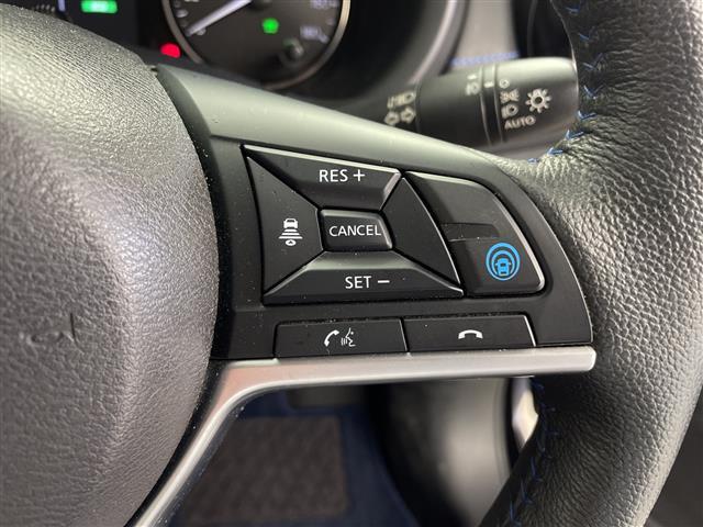 キックス オーテック　ワンオーナー　純正ナビ　アラウンドビューモニター　プロパイロット　ドライブレコーダー　ハンドルヒーター　シートヒーター　クリアランスソナー　デジタルインナーミラー　ビルドインＥＴＣ　オートハイビーム（9枚目）